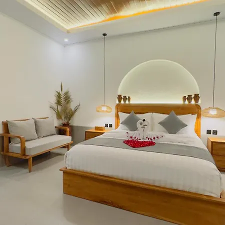 Sari Ning Villa